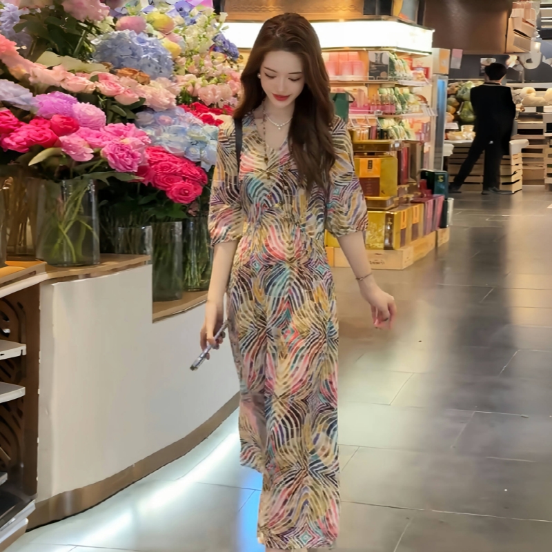 五彩流光連衣裙